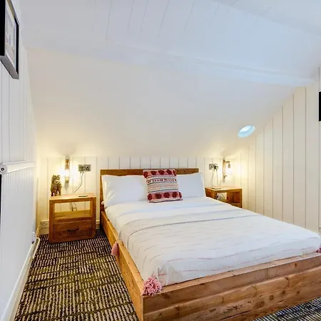 宫山酒店 3* 斯卡伯勒